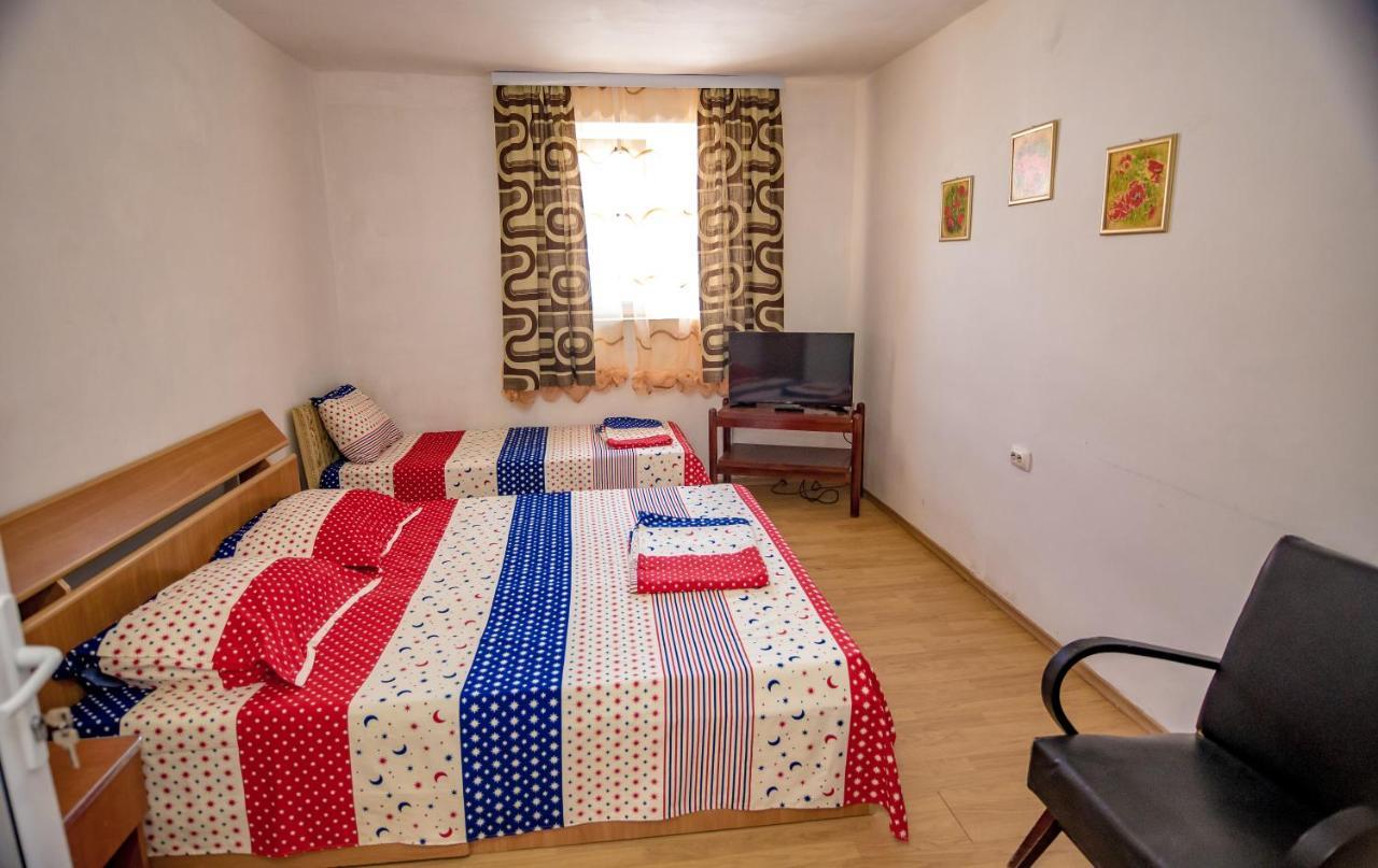 Old House Apartment Vama Veche Luaran gambar
